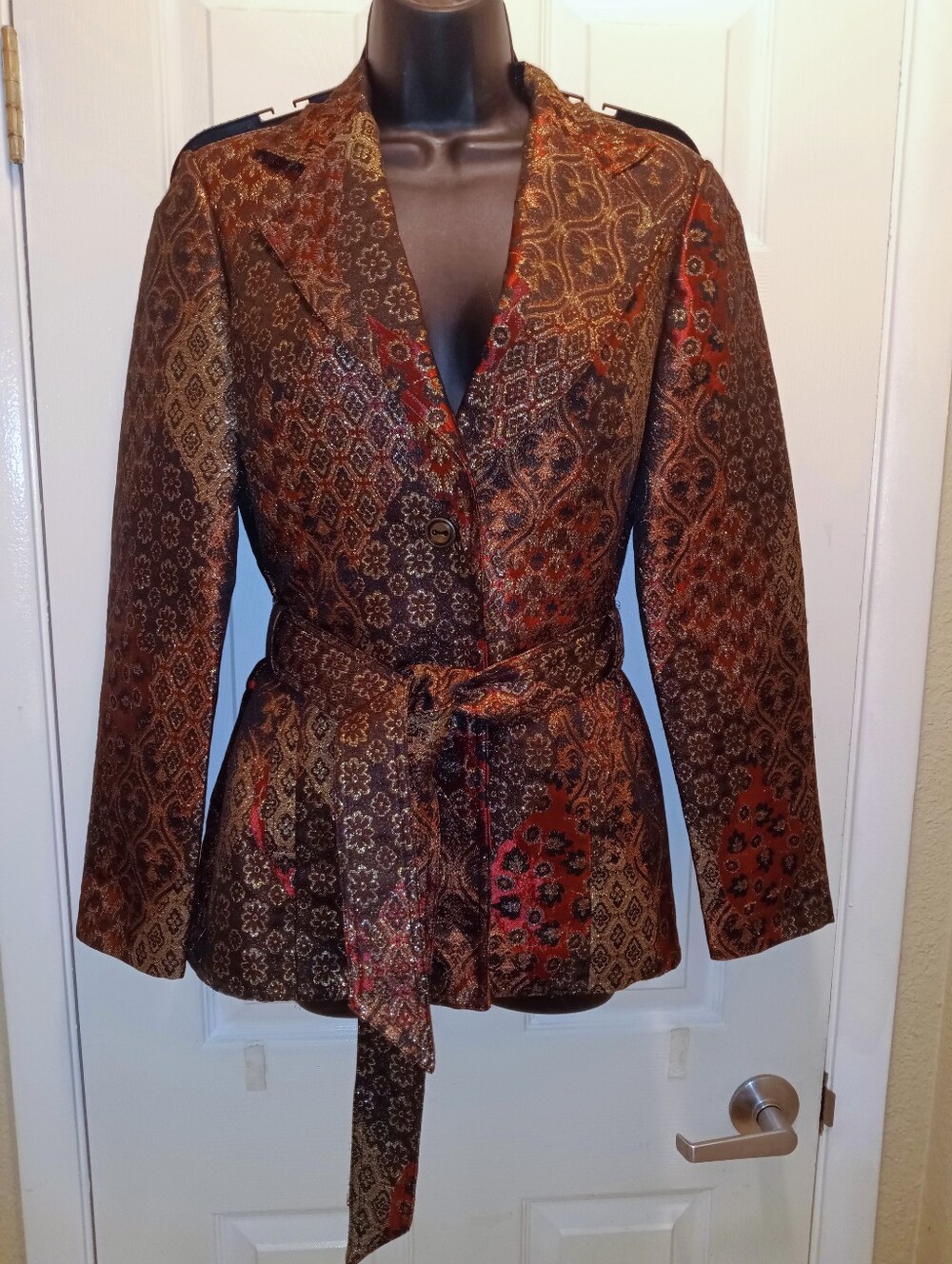 Vintage Cache Woven Metallic Bronze Jacquard Belted Jacket Elegance Luxury